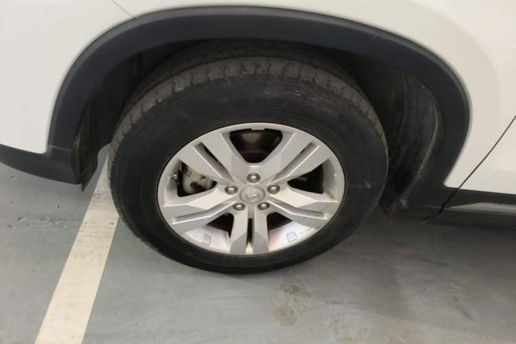 Used CHANGAN CS75 2015 1.8T Automatic 4x4 Elite Model China V Standard Left Front Wheel Hub