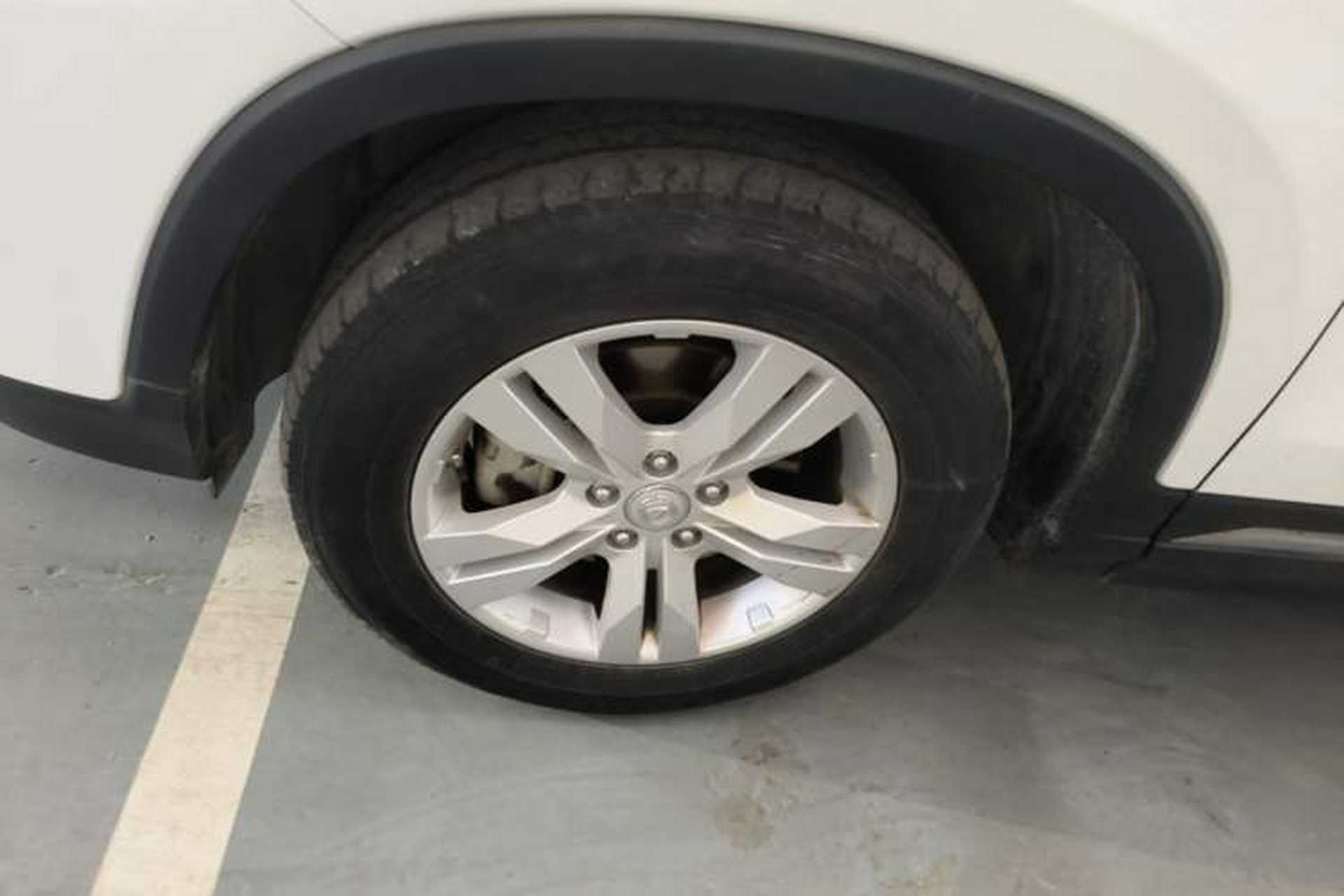 Used CHANGAN CS75 2015 1.8T Automatic 4x4 Elite Model China V Standard Left Front Wheel Hub