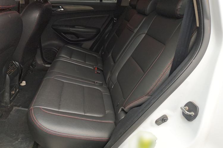 Used CHANGAN CS75 2015 1.8T Automatic All-Wheel Drive Elite Version China IV Standard Left Rear Seat