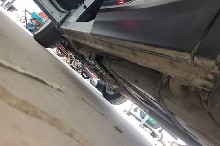 Used CHANGAN CS75 2015 1.8T Automatic All-Wheel Drive Elite Version China IV Standard Left Side Sill