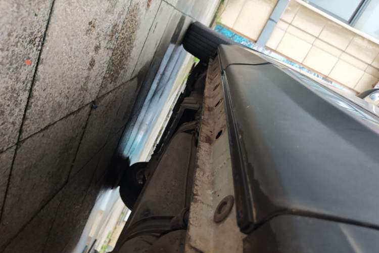 Used CHANGAN CS75 2015 1.8T Automatic All-Wheel Drive Elite Version China IV Standard Left Side Sill
