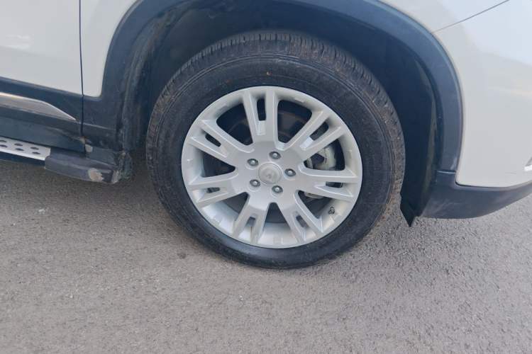 Used CHANGAN CS75 2015 1.8T Automatic 4x4 Prestige Model China V Emission Standard Right Front Wheel Hub