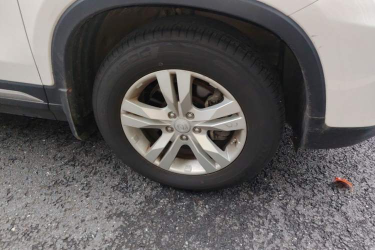 Used CHANGAN CS75 2015 1.8T Automatic 4x4 Elite Model China V Standard Right Front Wheel Hub