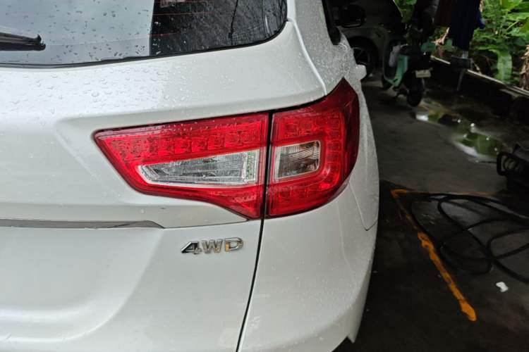 Used CHANGAN CS75 2015 1.8T Automatic All-Wheel Drive Elite Version China IV Standard Right Rear Taillight