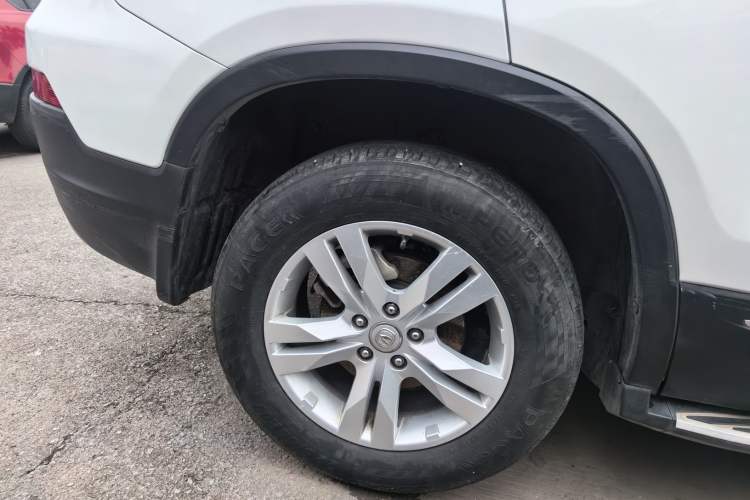 Used CHANGAN CS75 2015 1.8T Automatic All-Wheel Drive Elite Version China IV Standard Right Rear Wheel Hub
