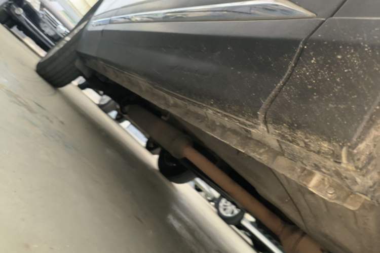 Used CHANGAN CS75 2015 1.8T Automatic 4x4 Elite Model China V Standard Right Side Sill