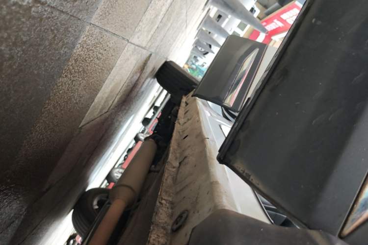 Used CHANGAN CS75 2015 1.8T Automatic All-Wheel Drive Elite Version China IV Standard Right Side Sill