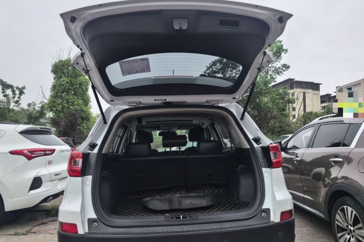 Used CHANGAN CS75 2015 1.8T Automatic All-Wheel Drive Elite Version China IV Standard Trunk
