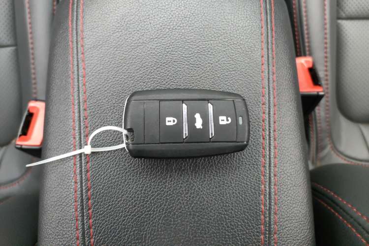 Used CHANGAN CS75 2015 1.8T Automatic 4x4 Prestige Model China IV Standard Vehicle Key
