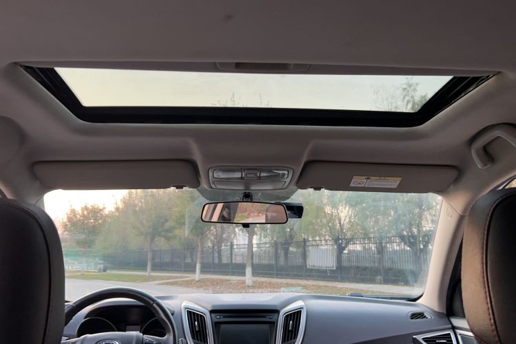Used CHANGAN CS75 2015 1.8T Automatic All-Wheel Drive Elite Version China IV Standard Headliner