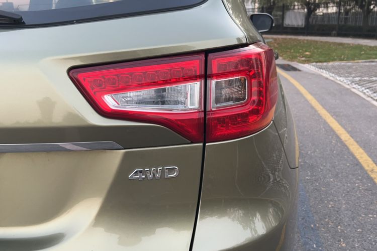 Used CHANGAN CS75 2015 1.8T Automatic All-Wheel Drive Elite Version China IV Standard Right Rear Taillight