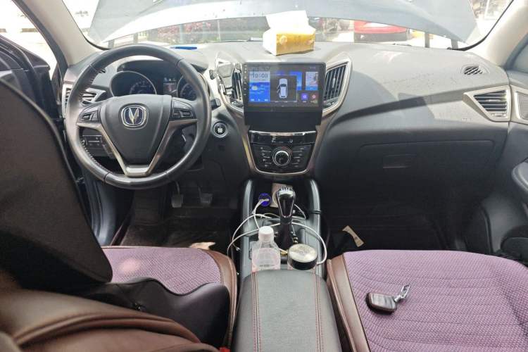 Used CHANGAN CS75 2016 1.5T Manual FENGSHANG Model Center Console