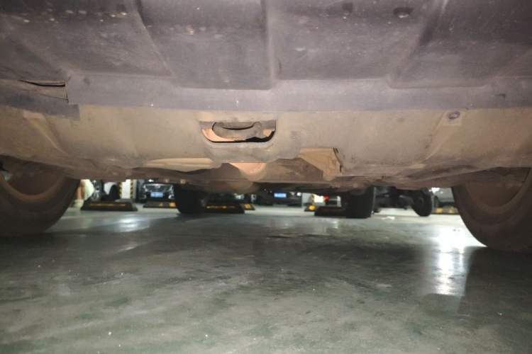 Used CHANGAN CS75 2016 2.0L Manual Comfort Version China V Standard Chassis Front