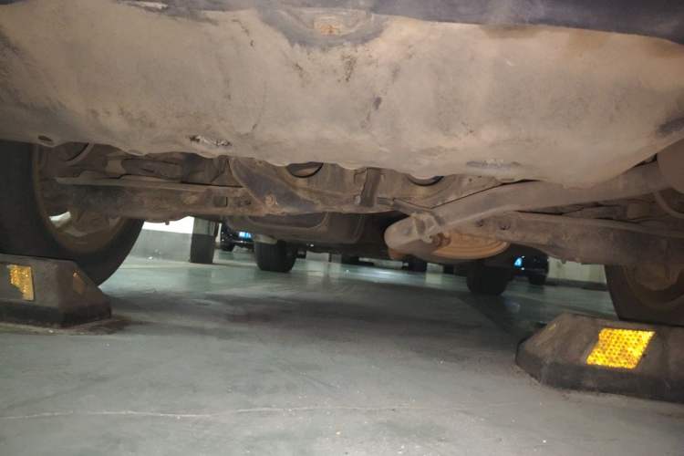 Used CHANGAN CS75 2016 2.0L Manual Comfort Version China V Standard Chassis Rear