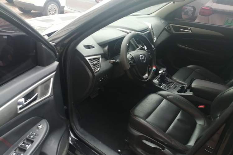 Used CHANGAN CS75 2016 1.8T Automatic Elite Model China V Standard Driver Seat