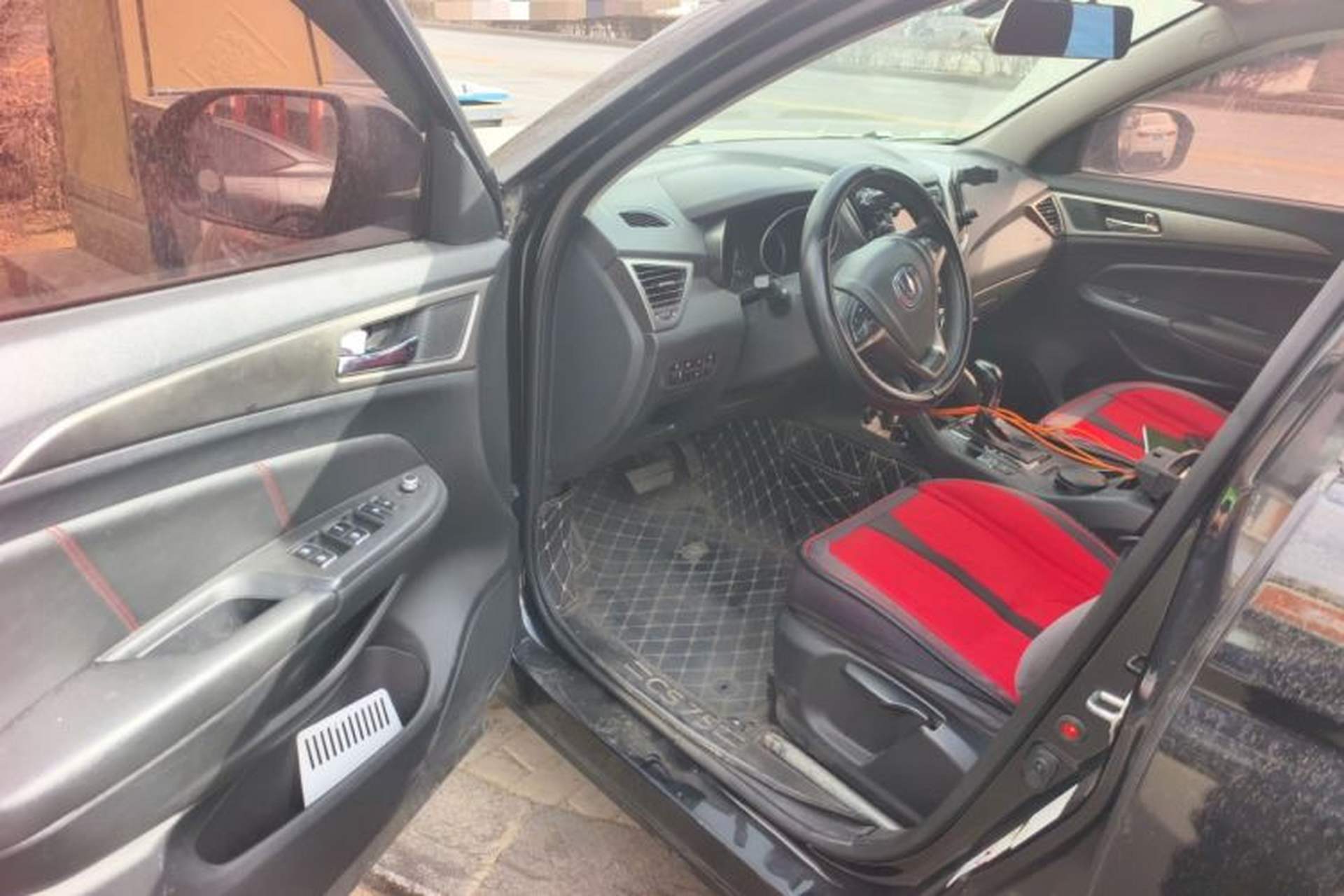 Used CHANGAN CS75 2016 1.8T Automatic Elite Model China V Standard Driver Seat