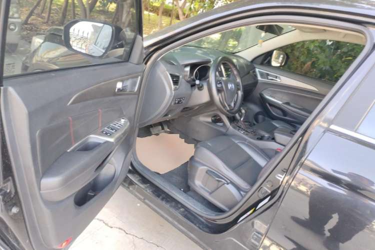 Used CHANGAN CS75 2016 1.8T Automatic Elite Model China V Standard Driver Seat