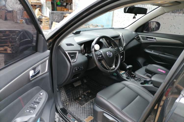 Used CHANGAN CS75 2016 1.8T Automatic Elite Model China V Standard Driver Seat
