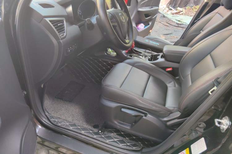 Used CHANGAN CS75 2016 1.8T Automatic Elite Model China V Standard Driver Seat