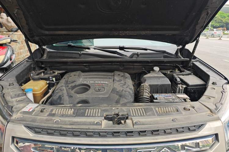 Used CHANGAN CS75 2016 1.8T Automatic Elite Model China V Standard Engine Bay