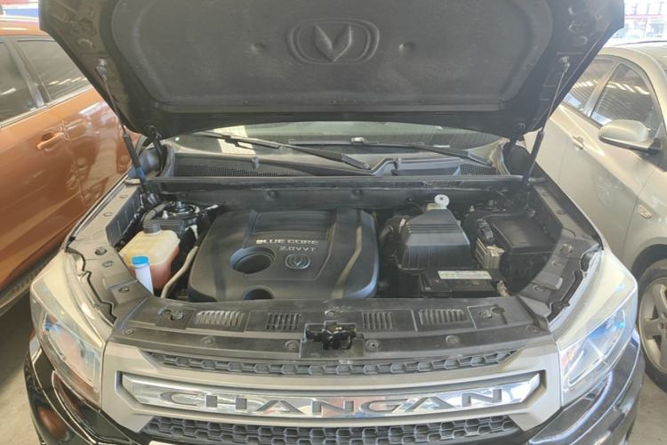 Used CHANGAN CS75 2016 2.0L Manual Luxury Version China V Standard Engine Bay