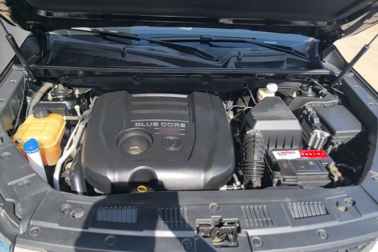 Used CHANGAN CS75 2016 1.8T Automatic Elite Model China V Standard Engine Bay