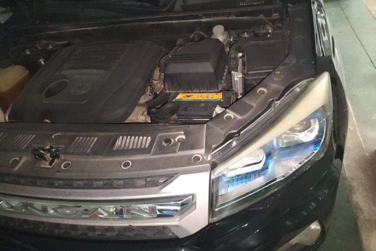 Used CHANGAN CS75 2016 2.0L Manual Comfort Version China V Standard Engine Bay Left