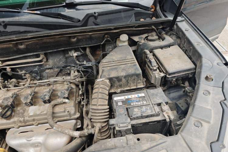 Used CHANGAN CS75 2016 1.8T Automatic Elite Model China V Standard Engine Bay Left