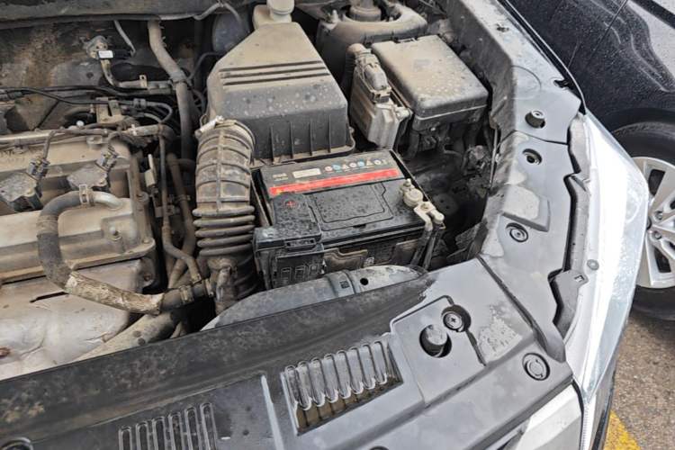 Used CHANGAN CS75 2016 1.8T Automatic Elite Model China V Standard Engine Bay Left