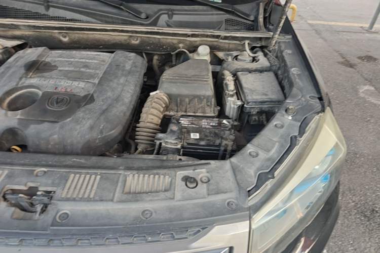 Used CHANGAN CS75 2016 1.8T Automatic Elite Model China V Standard Engine Bay Left