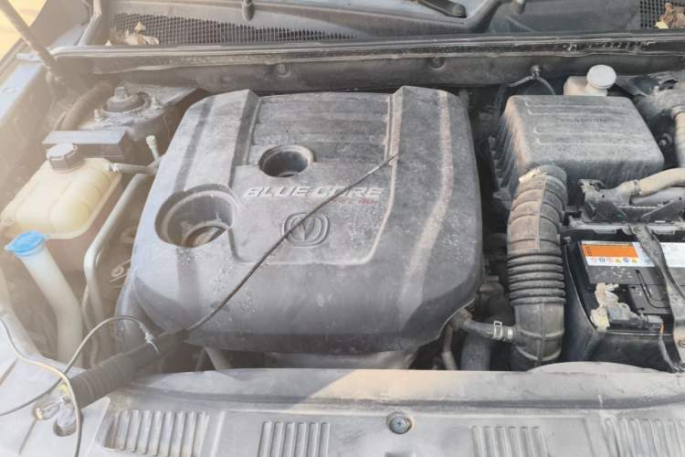 Used CHANGAN CS75 2016 1.5T Manual FENGSHANG Model Engine Bay