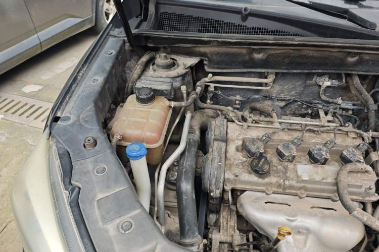 Used CHANGAN CS75 2016 1.8T Automatic Elite Model China V Standard Engine Bay Right