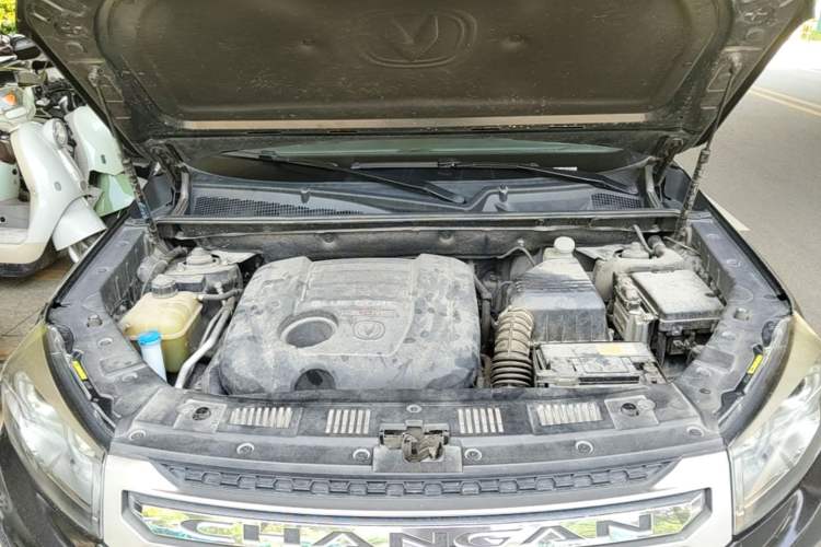 Used CHANGAN CS75 2016 1.8T Automatic Prestige Model China V Standard Engine Bay