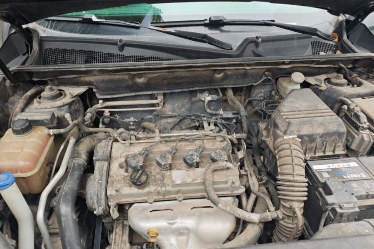 Used CHANGAN CS75 2016 1.8T Automatic Elite Model China V Standard Engine Bay