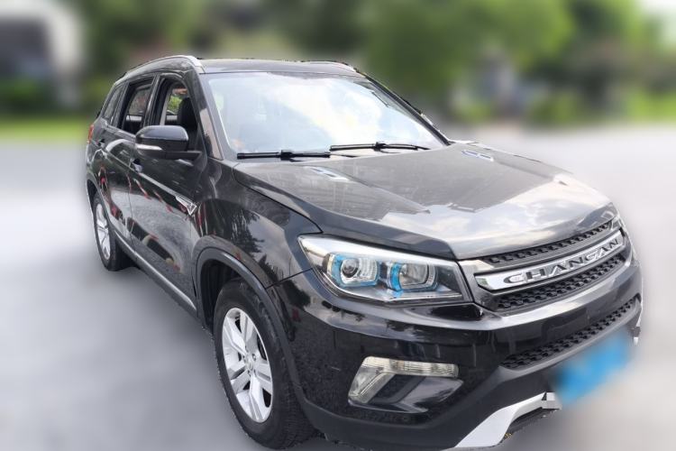 Used CHANGAN CS75 2016 2.0L Manual Luxury Version China V Standard Front Right 45 Deg