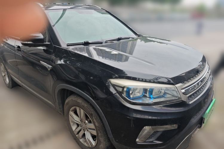 Used CHANGAN CS75 2016 1.8T Automatic Elite Model China V Standard Front Right 45 Deg
