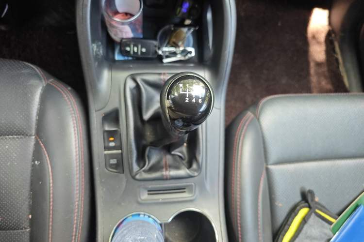 Used CHANGAN CS75 2016 2.0L Manual Luxury Version China V Standard Gear Lever