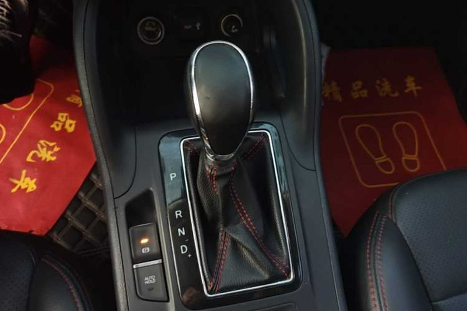 Used CHANGAN CS75 2016 1.8T Automatic Elite Model China V Standard Gear Lever
