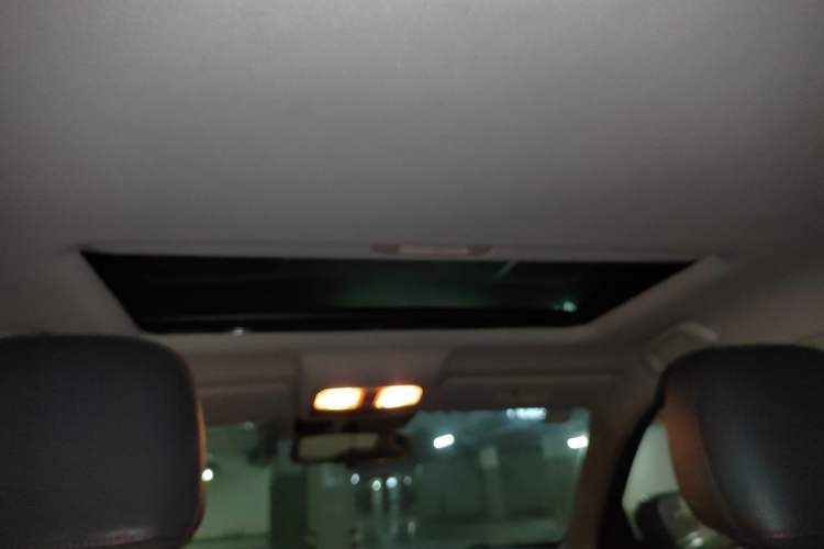 Used CHANGAN CS75 2016 1.8T Automatic Elite Model China V Standard Headliner