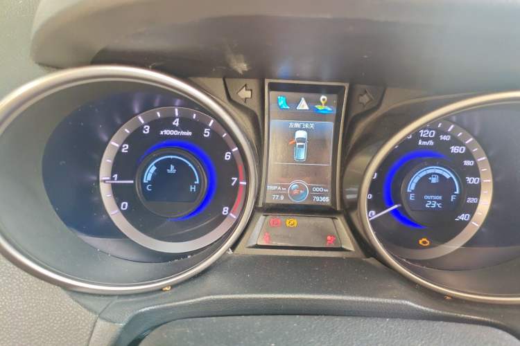 Used CHANGAN CS75 2016 2.0L Manual Luxury Version China V Standard Instrument Cluster