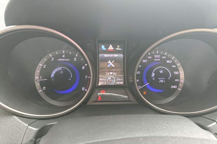Used CHANGAN CS75 2016 2.0L Manual Luxury Version China V Standard Instrument Cluster