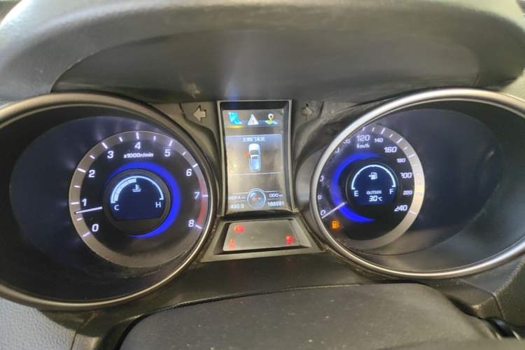 Used CHANGAN CS75 2016 2.0L Manual Luxury Version China V Standard Instrument Cluster