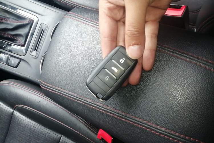 Used CHANGAN CS75 2016 1.8T Automatic Elite Model China V Standard Interior 1
