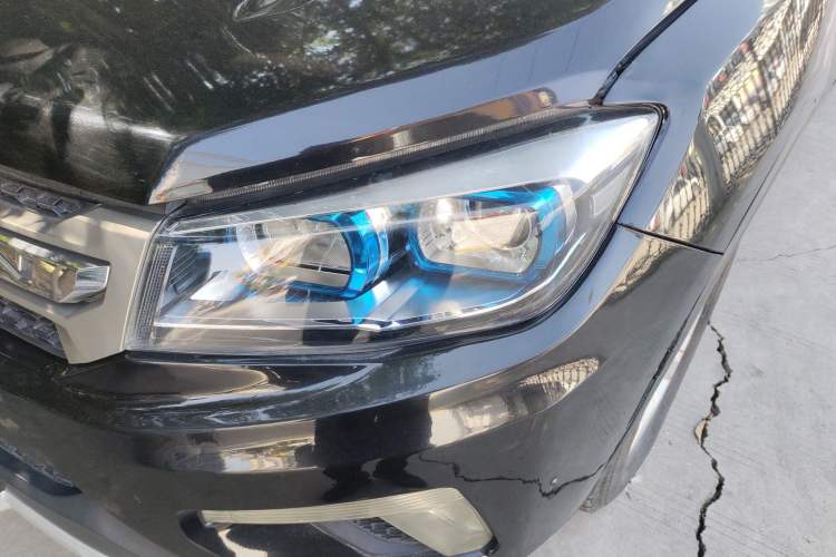 Used CHANGAN CS75 2016 1.8T Automatic Elite Model China V Standard Left Front Headlight