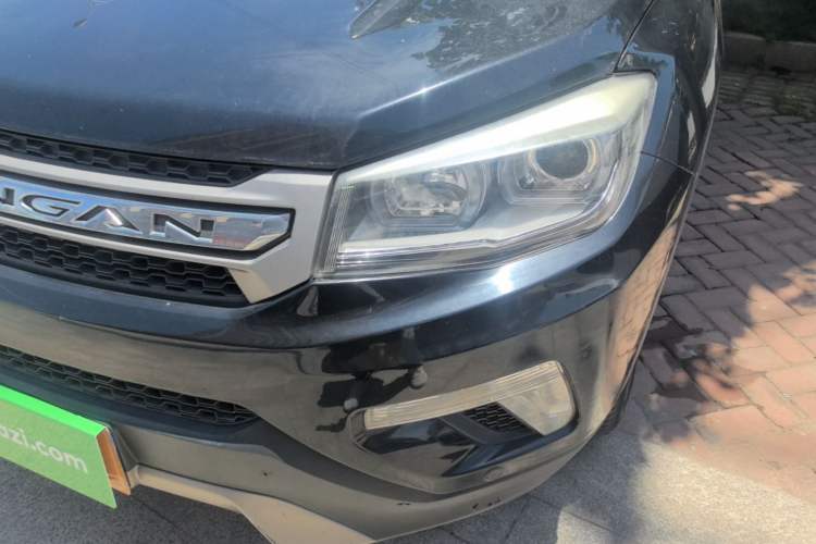 Used CHANGAN CS75 2016 2.0L Manual Leading Version China IV Standard Left Front Headlight
