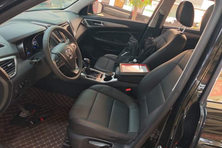 Used CHANGAN CS75 2016 1.8T Automatic Elite Model China IV Standard Left Front Seat