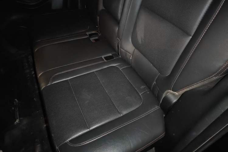 Used CHANGAN CS75 2016 1.8T Automatic Elite Model China V Standard Left Rear Seat