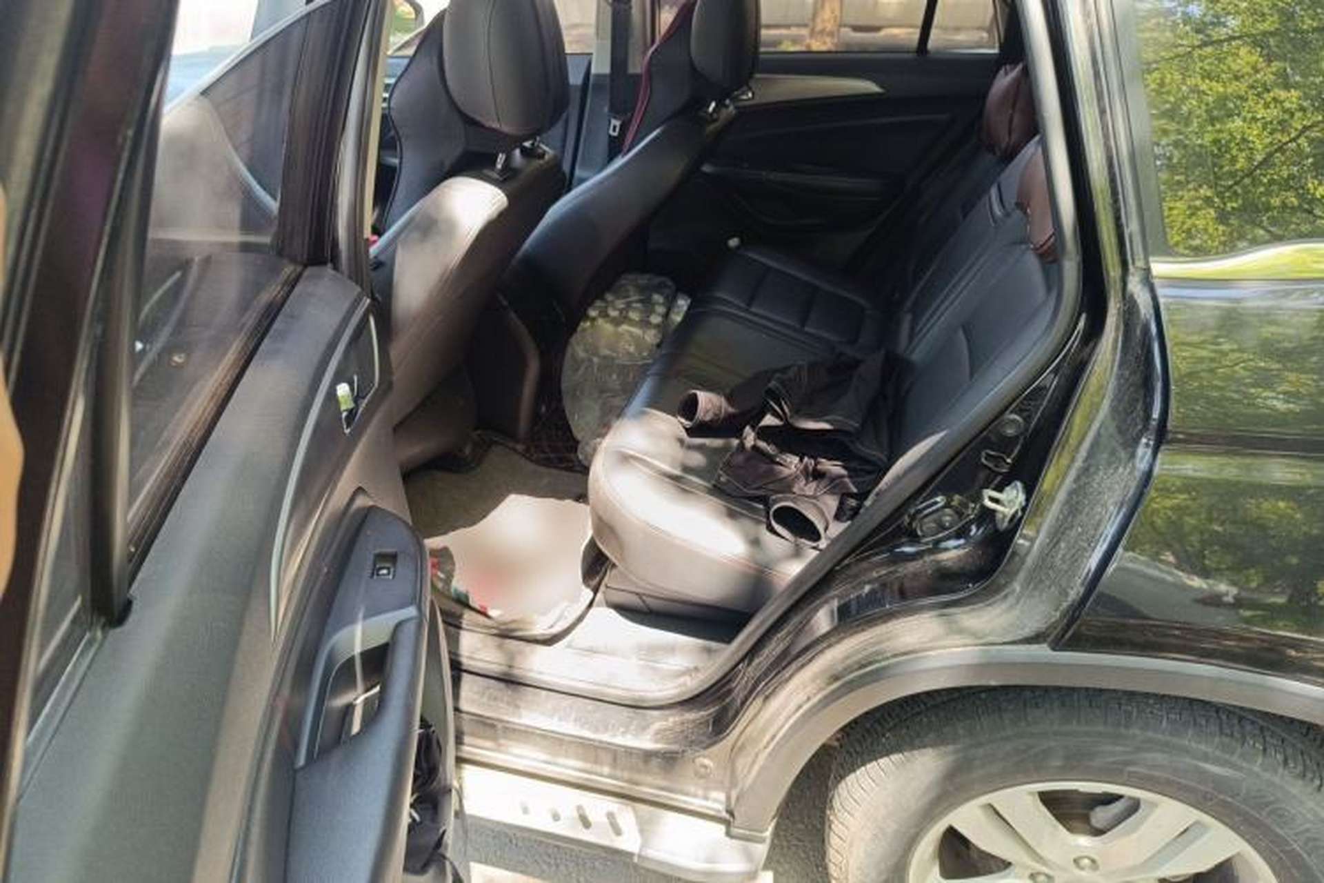 Used CHANGAN CS75 2016 1.8T Automatic Elite Model China V Standard Left Rear Seat