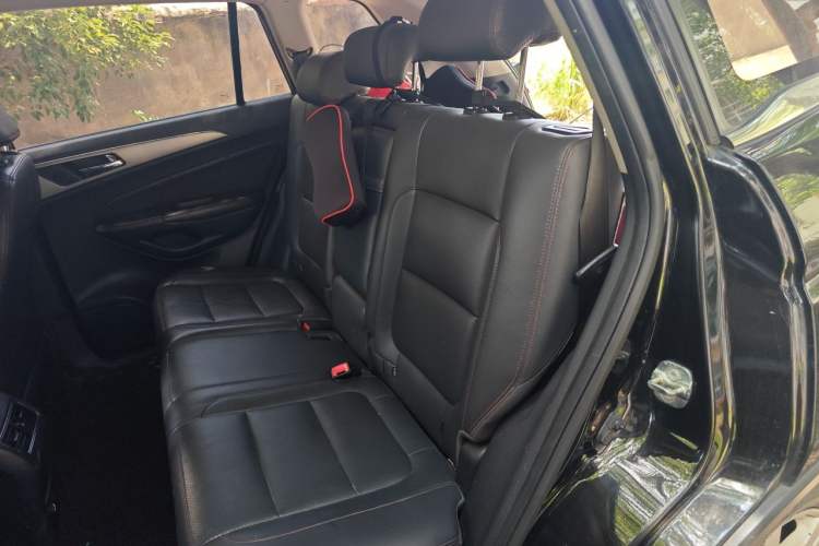 Used CHANGAN CS75 2016 2.0L Manual Luxury Version China V Standard Left Rear Seat