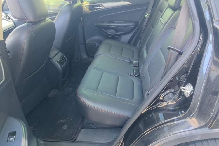 Used CHANGAN CS75 2016 2.0L Manual Leading Version China IV Standard Left Rear Seat